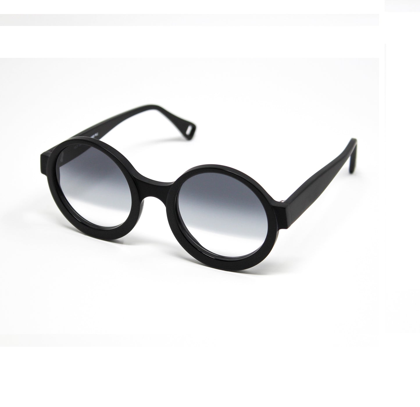 LIO' - LSP025449 C01 CURRENTLY UNAVAILABLE
