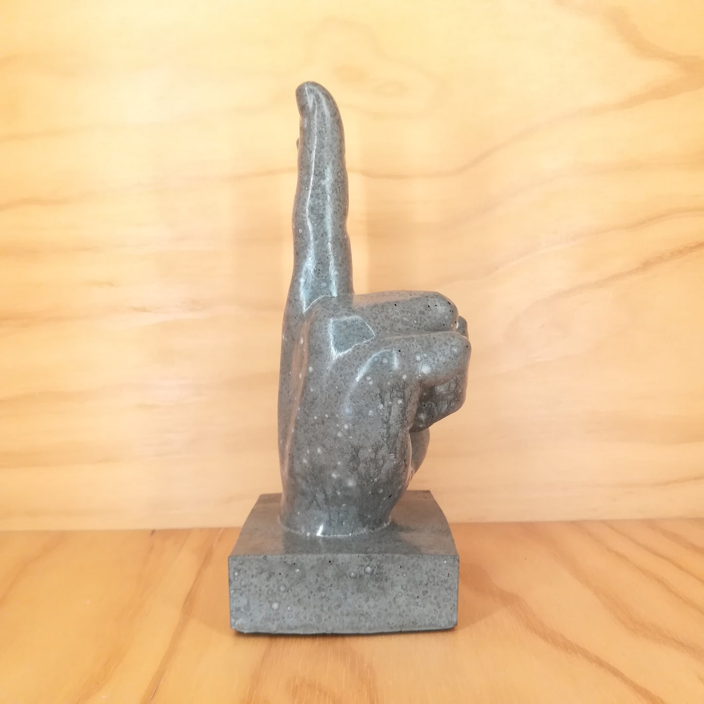 Design Space - Victory Hand In Cement 01